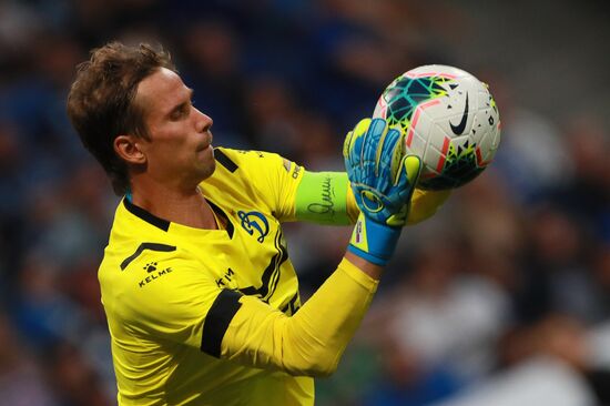 Футбол. РПЛ. Матч "Динамо" - "Урал"