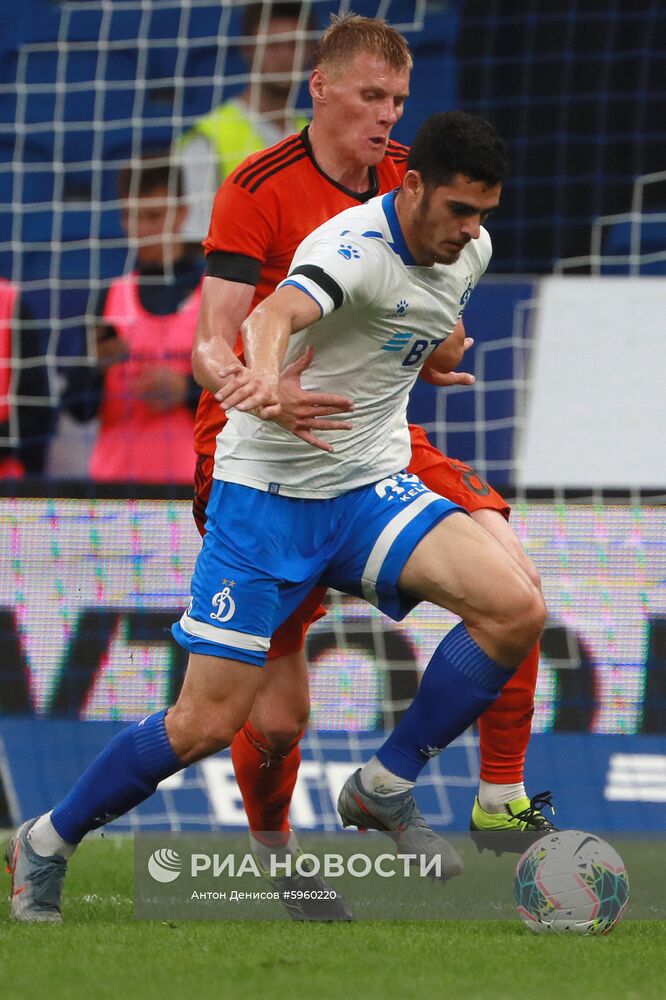 Футбол. РПЛ. Матч "Динамо" - "Урал"