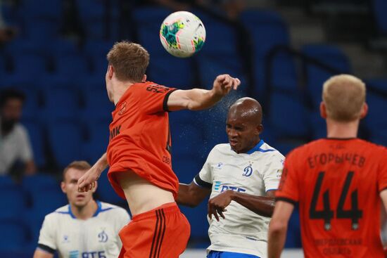 Футбол. РПЛ. Матч "Динамо" - "Урал"