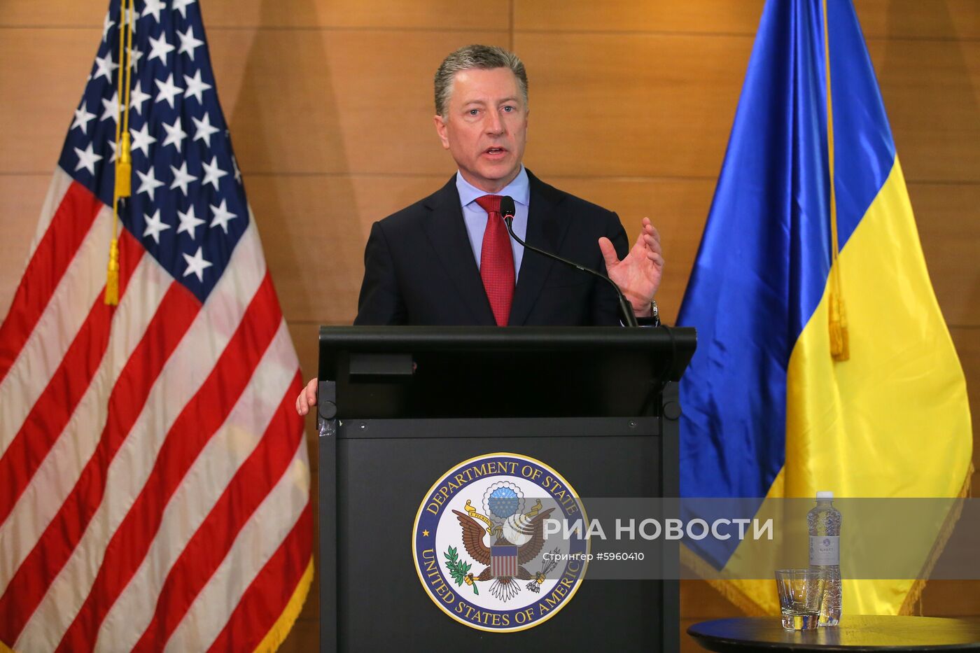 Пресс-брифинг спецпредставителя США на Украине Курта Волкера