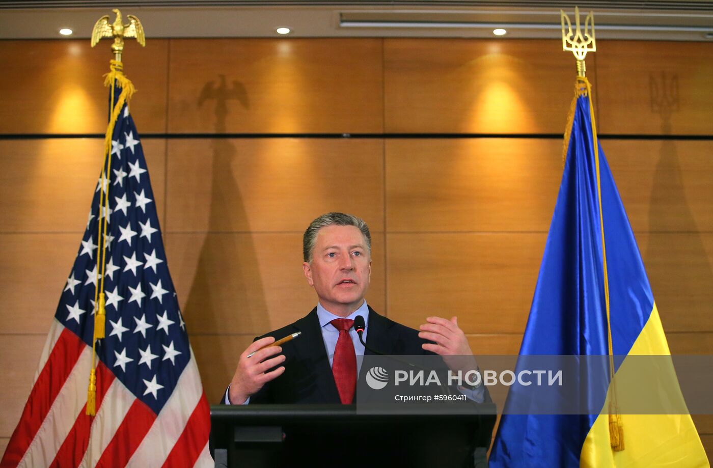 Пресс-брифинг спецпредставителя США на Украине Курта Волкера