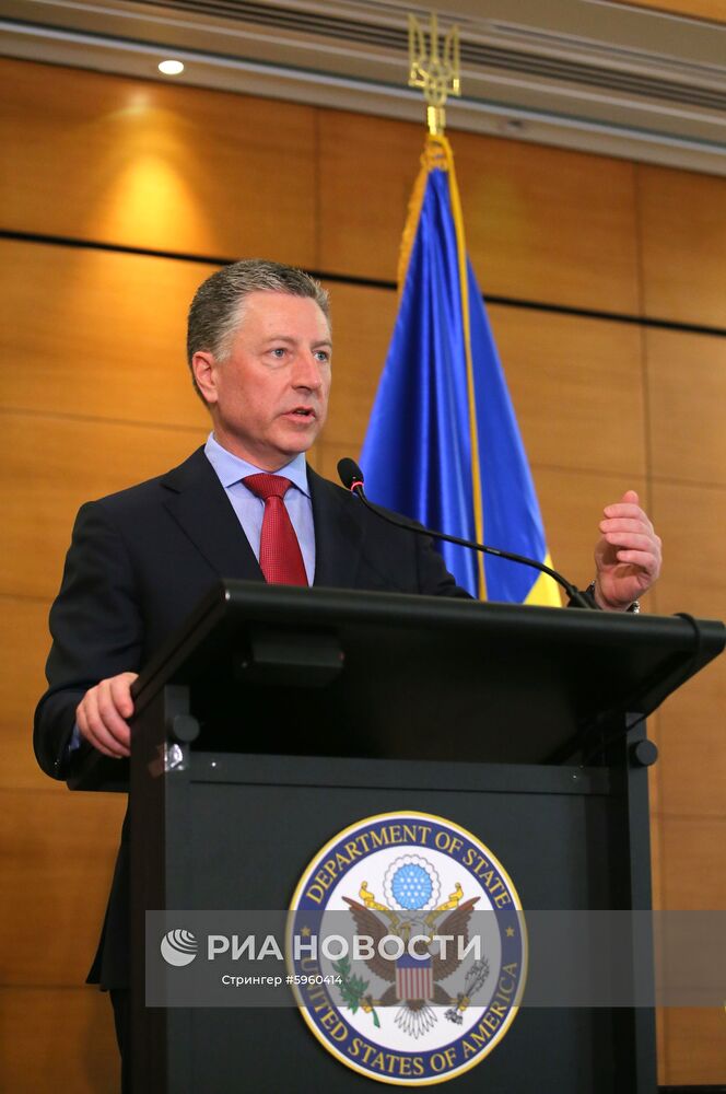 Пресс-брифинг спецпредставителя США на Украине Курта Волкера