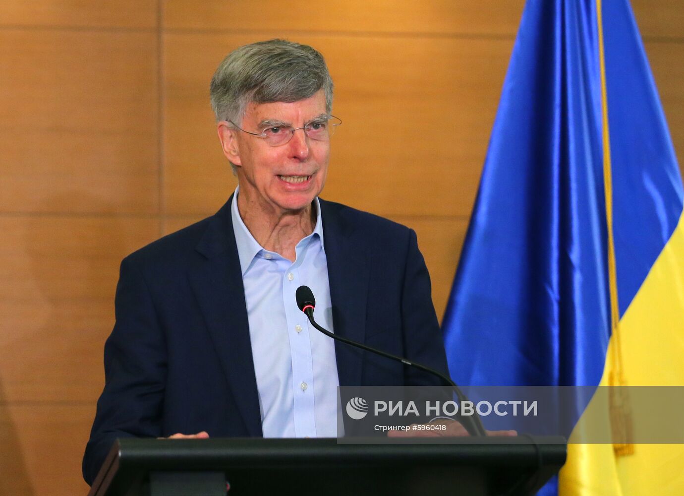 Пресс-брифинг спецпредставителя США на Украине Курта Волкера