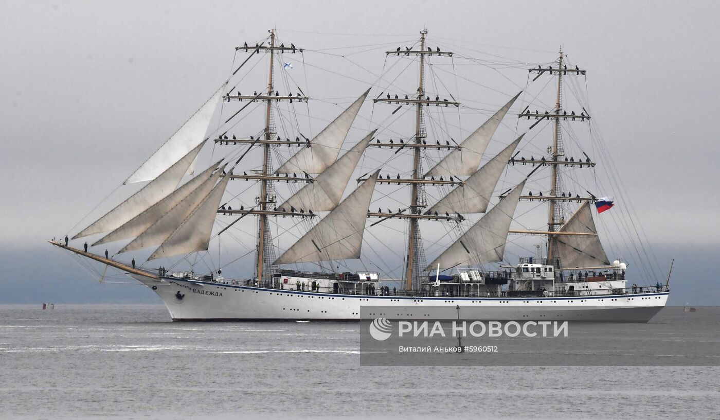 Генеральная репетиция парада ко дню ВМФ во Владивостоке