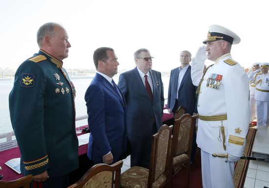 Рабочая поездка премьер-министра РФ Д. Медведева в Севастополь