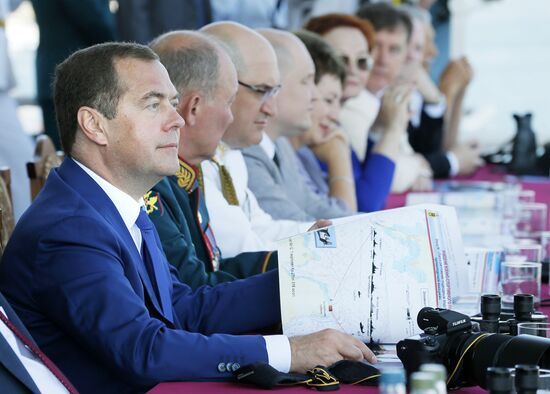 Рабочая поездка премьер-министра РФ Д. Медведева в Севастополь