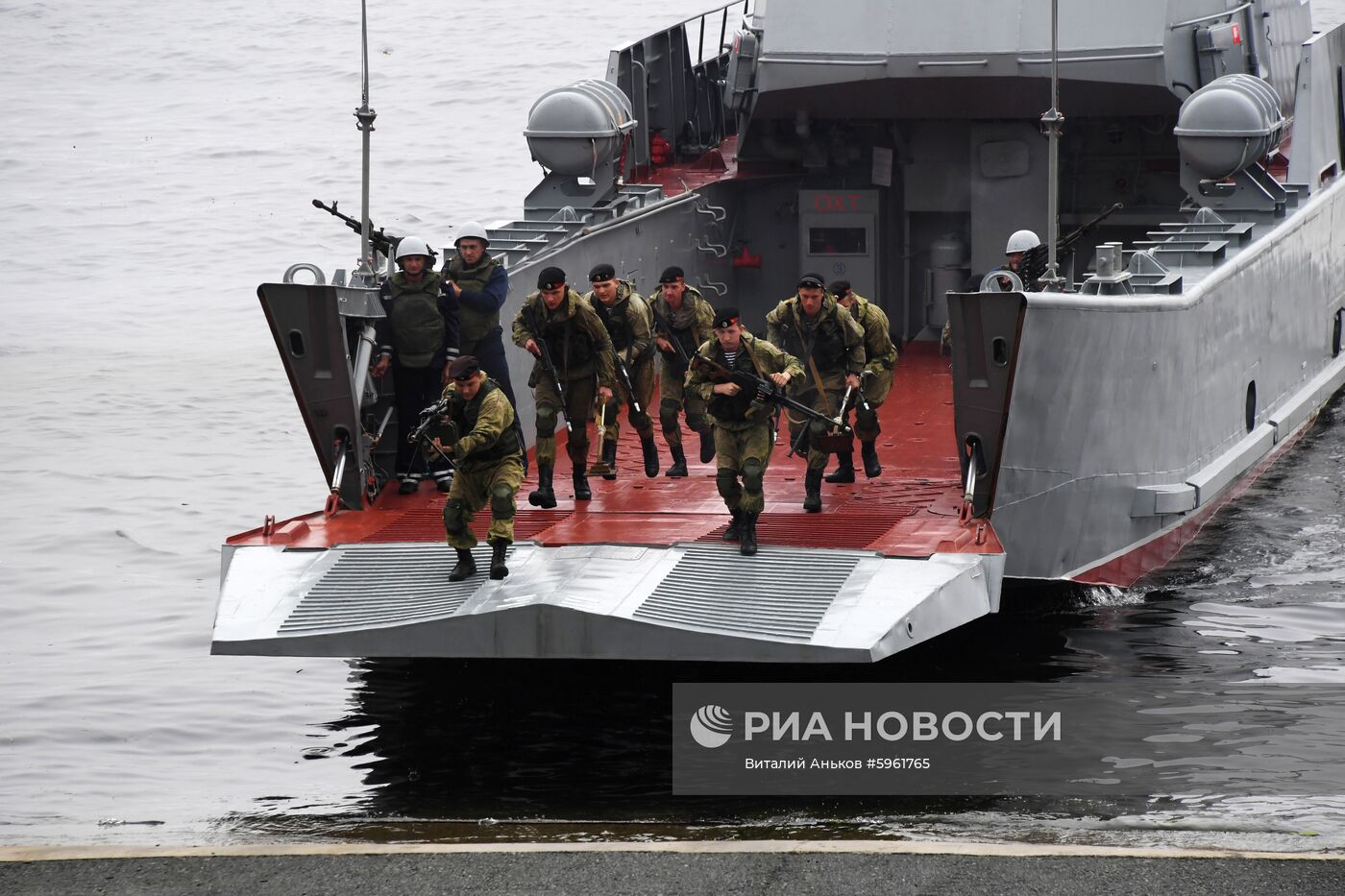 Празднование Дня ВМФ в регионах России