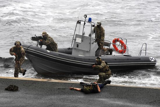 Празднование Дня ВМФ в регионах России