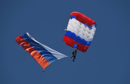 Празднование Дня ВМФ в регионах России
