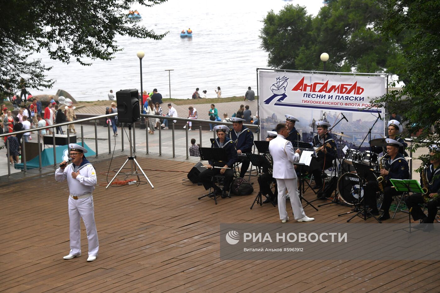 Празднование Дня ВМФ в регионах России