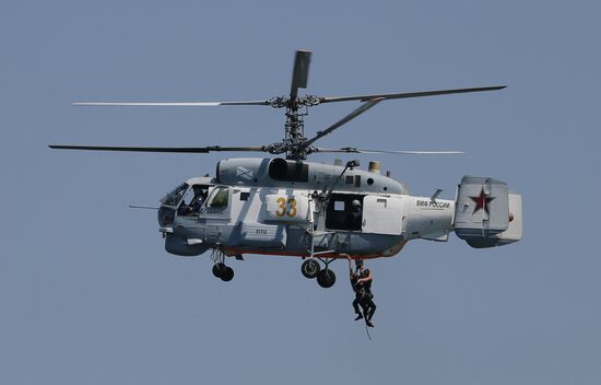 Рабочая поездка премьер-министра РФ Д. Медведева в Севастополь