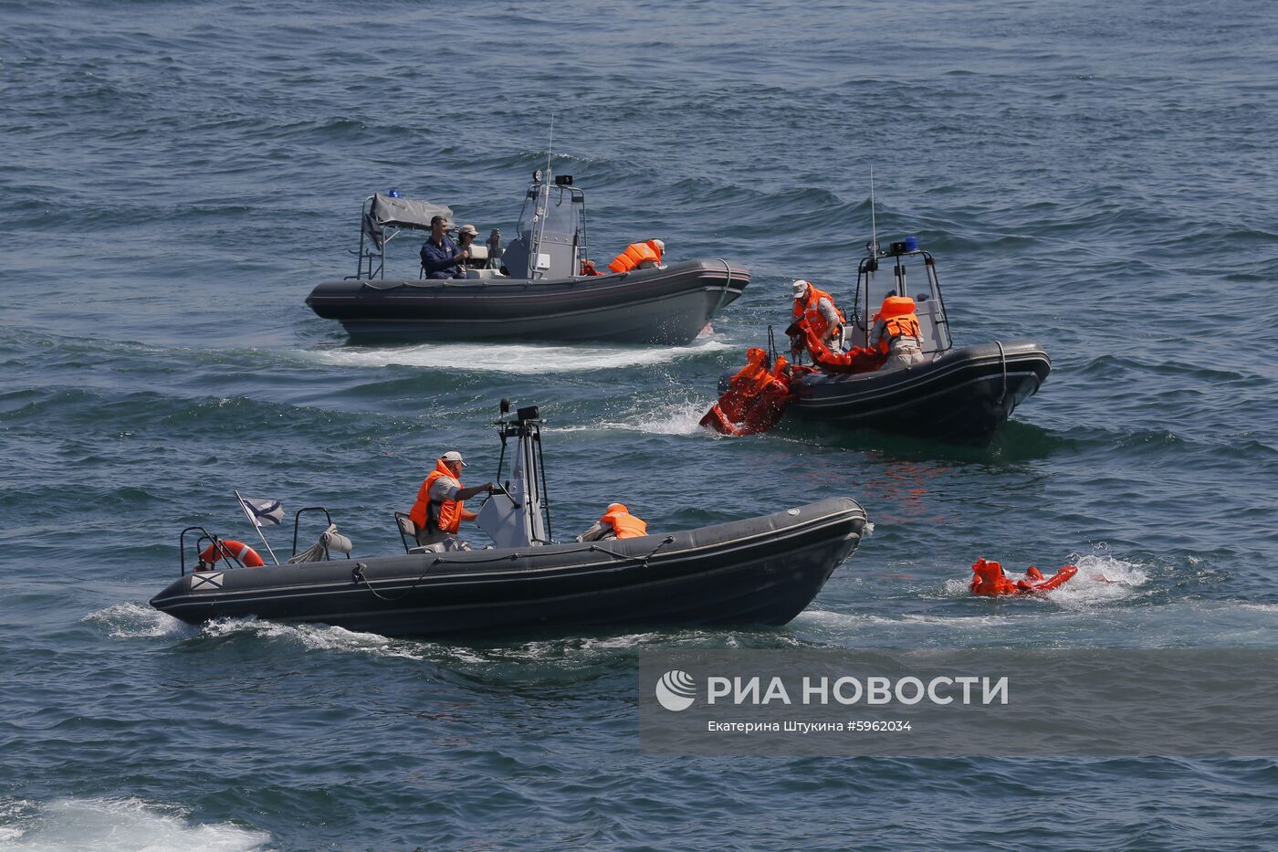 Рабочая поездка премьер-министра РФ Д. Медведева в Севастополь
