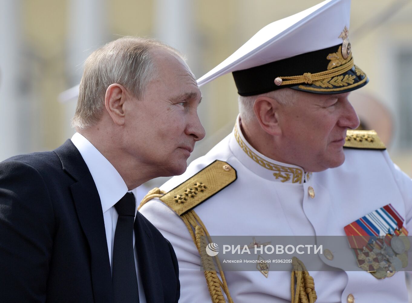  Президент РФ В. Путин принял участие в праздновании Дня ВМФ РФ в Санкт-Петербурге