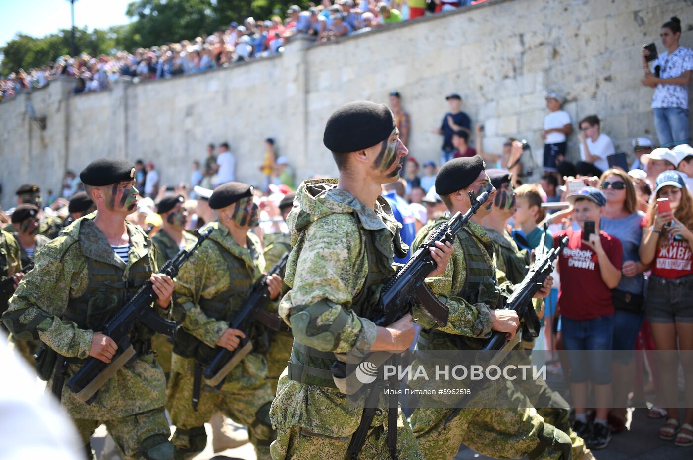 Празднование Дня ВМФ в регионах России
