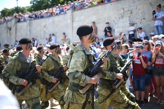 Празднование Дня ВМФ в регионах России