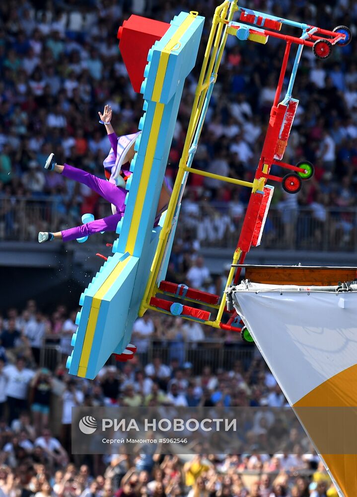 Шоу Red Bull Flugtag-2019