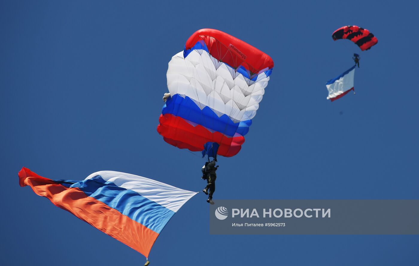 Празднование Дня ВМФ в регионах России