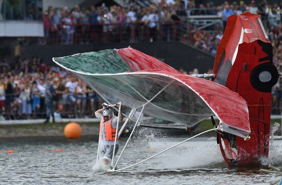 Шоу Red Bull Flugtag-2019