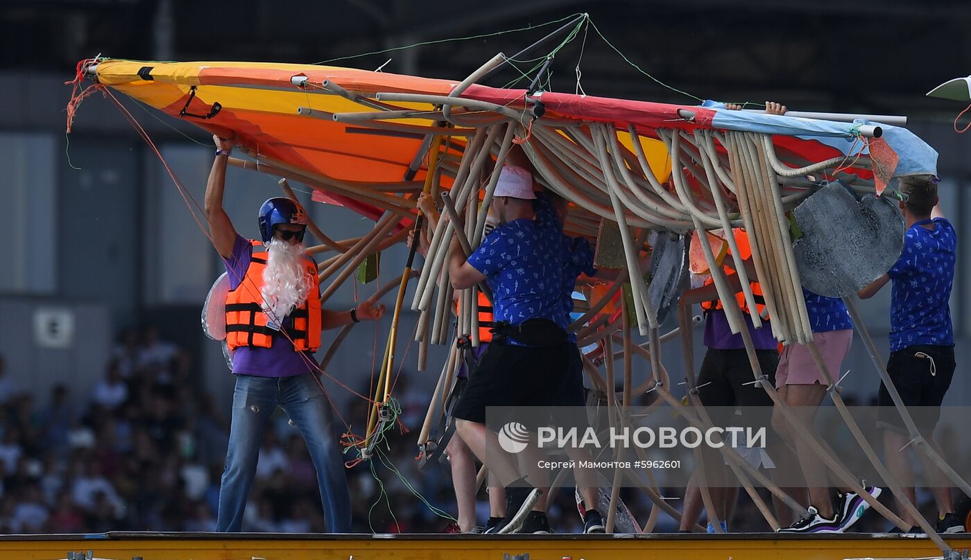 Шоу Red Bull Flugtag-2019