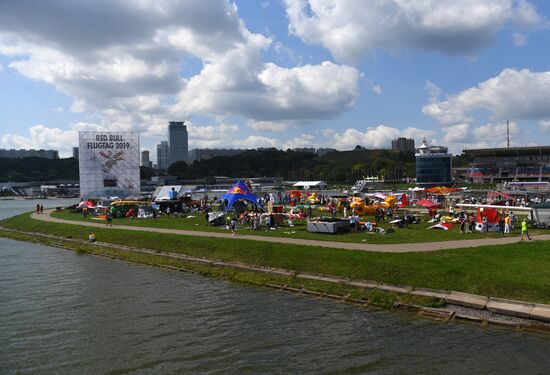 Шоу Red Bull Flugtag-2019