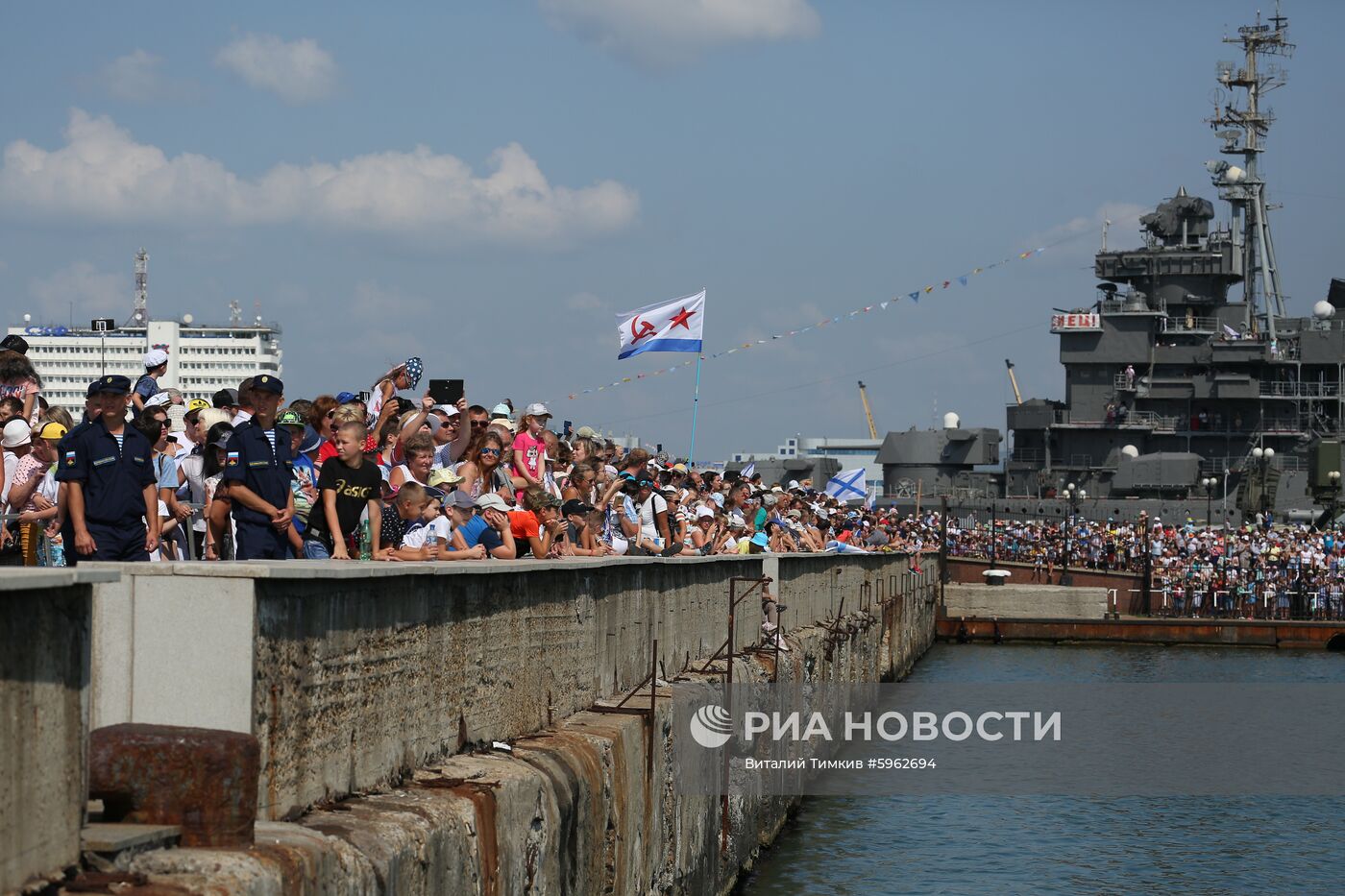 Празднование Дня ВМФ в регионах России