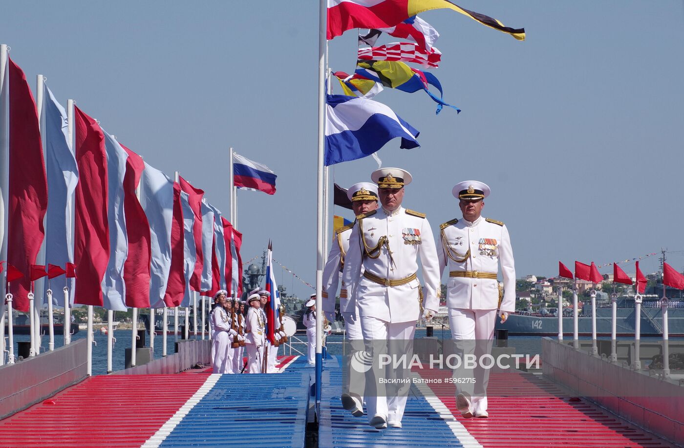 Празднование Дня ВМФ в регионах России