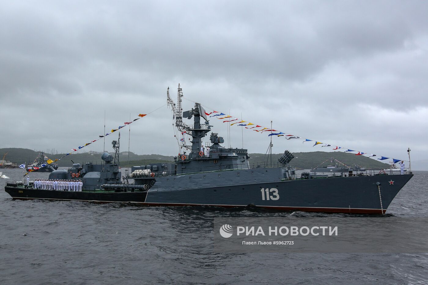 Празднование Дня ВМФ в регионах России