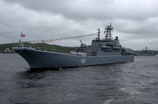 Празднование Дня ВМФ в регионах России