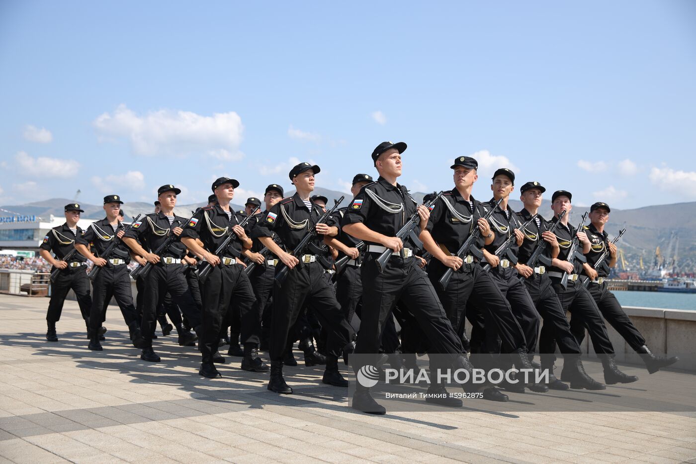 Празднование Дня ВМФ в регионах России