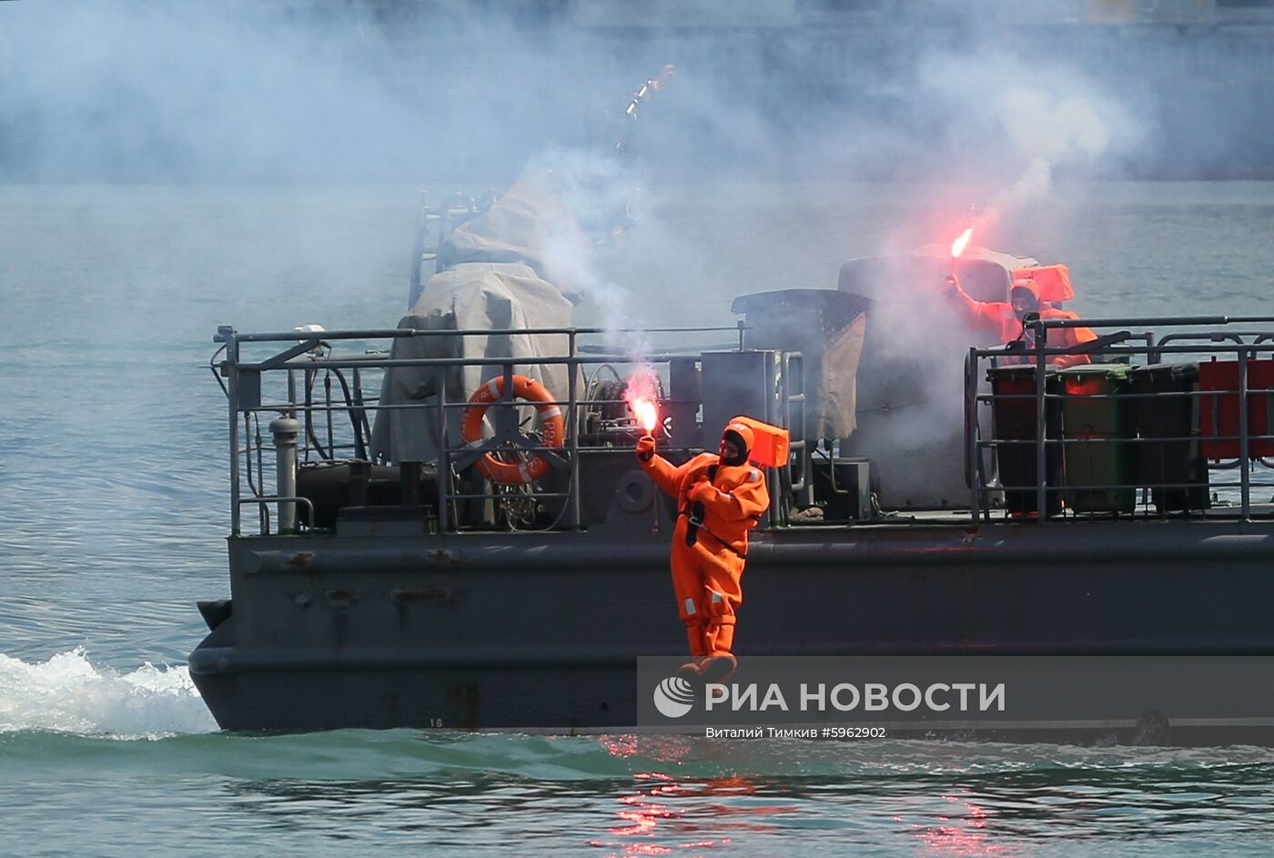 Празднование Дня ВМФ в регионах России