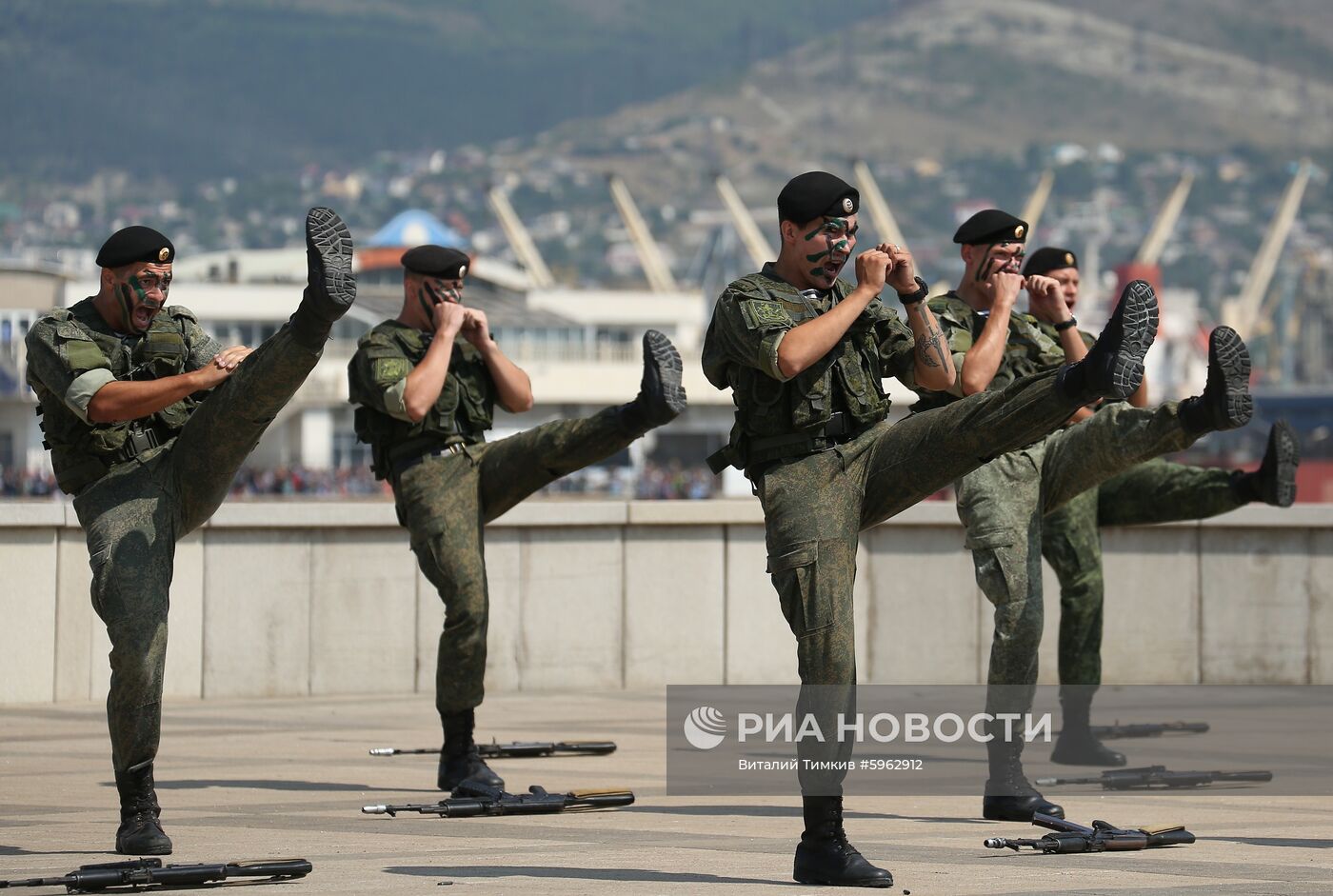 Празднование Дня ВМФ в регионах России