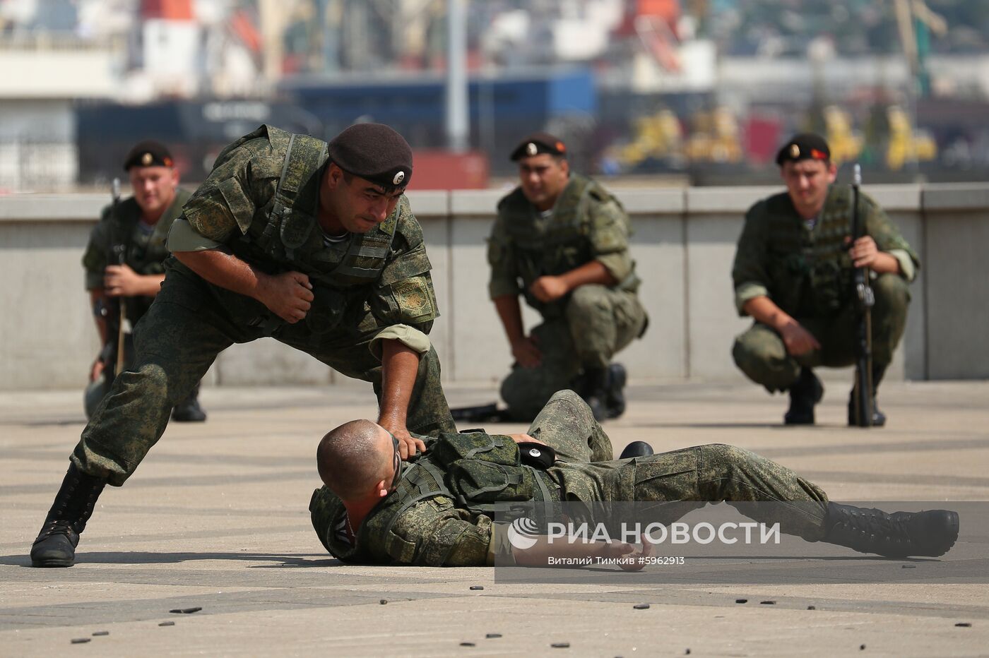 Празднование Дня ВМФ в регионах России