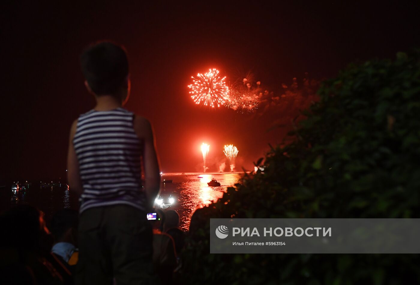 Празднование Дня ВМФ в регионах России