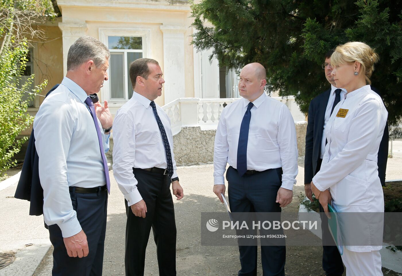 Рабочая поездка премьер-министра РФ Д. Медведева в Севастополь