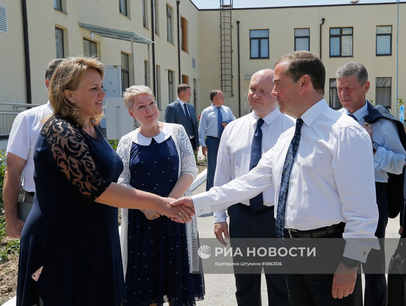 Рабочая поездка премьер-министра РФ Д. Медведева в Севастополь