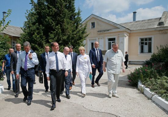 Рабочая поездка премьер-министра РФ Д. Медведева в Севастополь