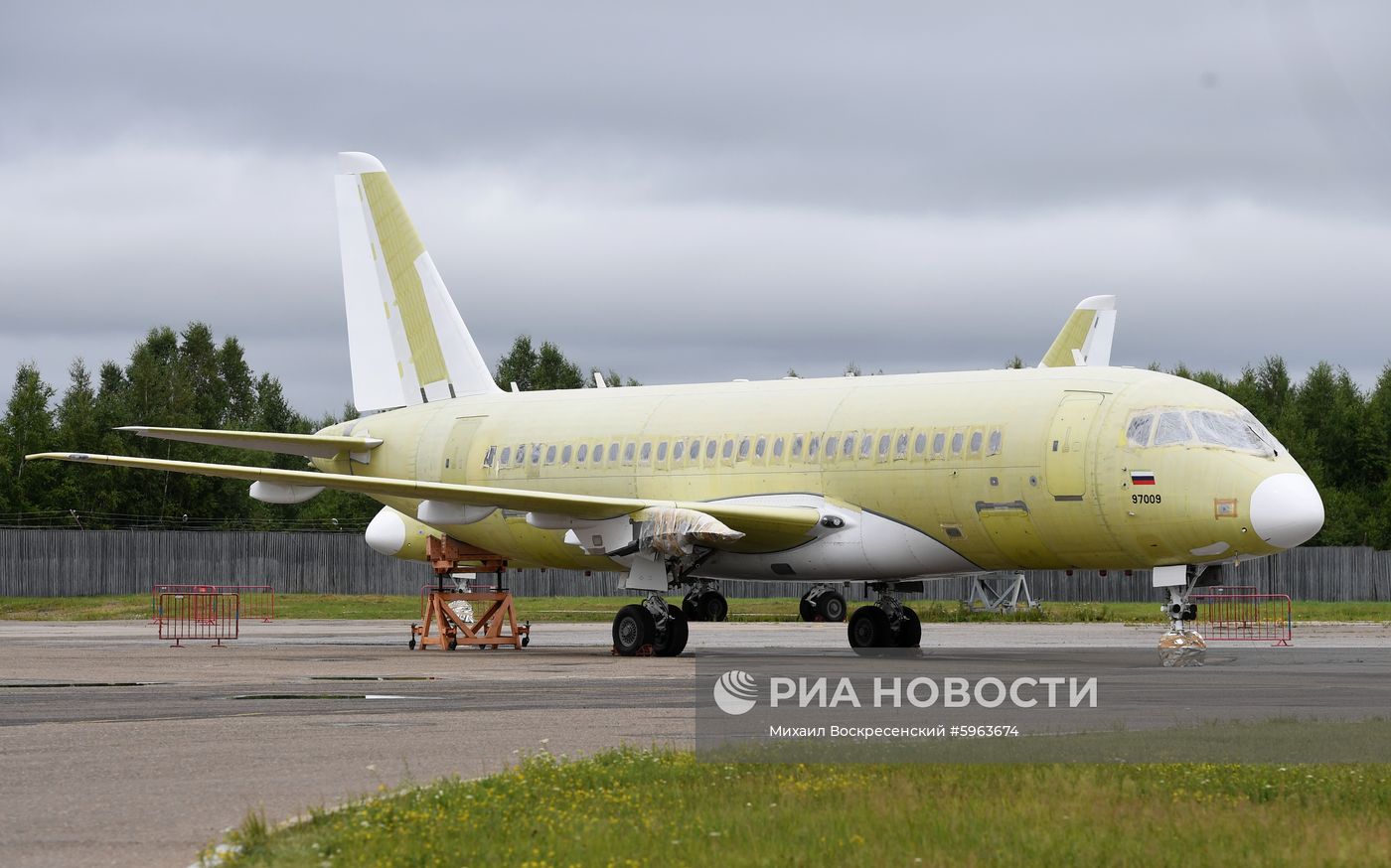 Производство самолетов Sukhoi Superjet 100 в Комсомольске-на-Амуре
