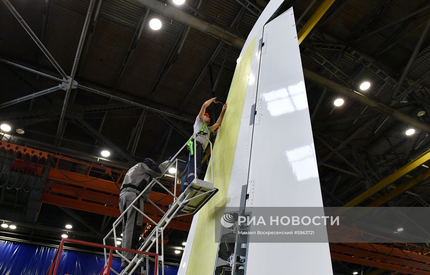 Производство самолетов Sukhoi Superjet 100 в Комсомольске-на-Амуре