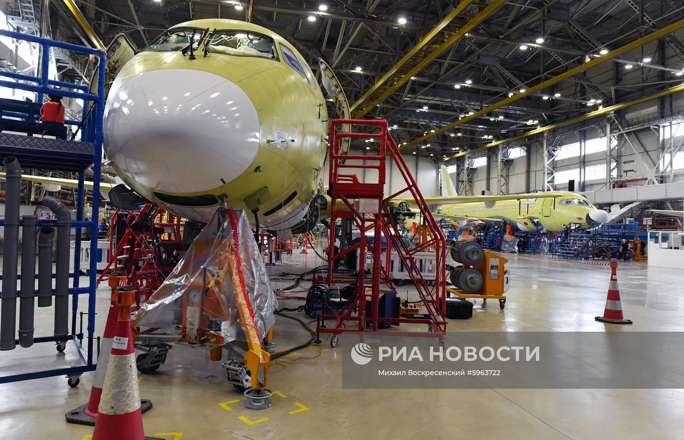 Производство самолетов Sukhoi Superjet 100 в Комсомольске-на-Амуре