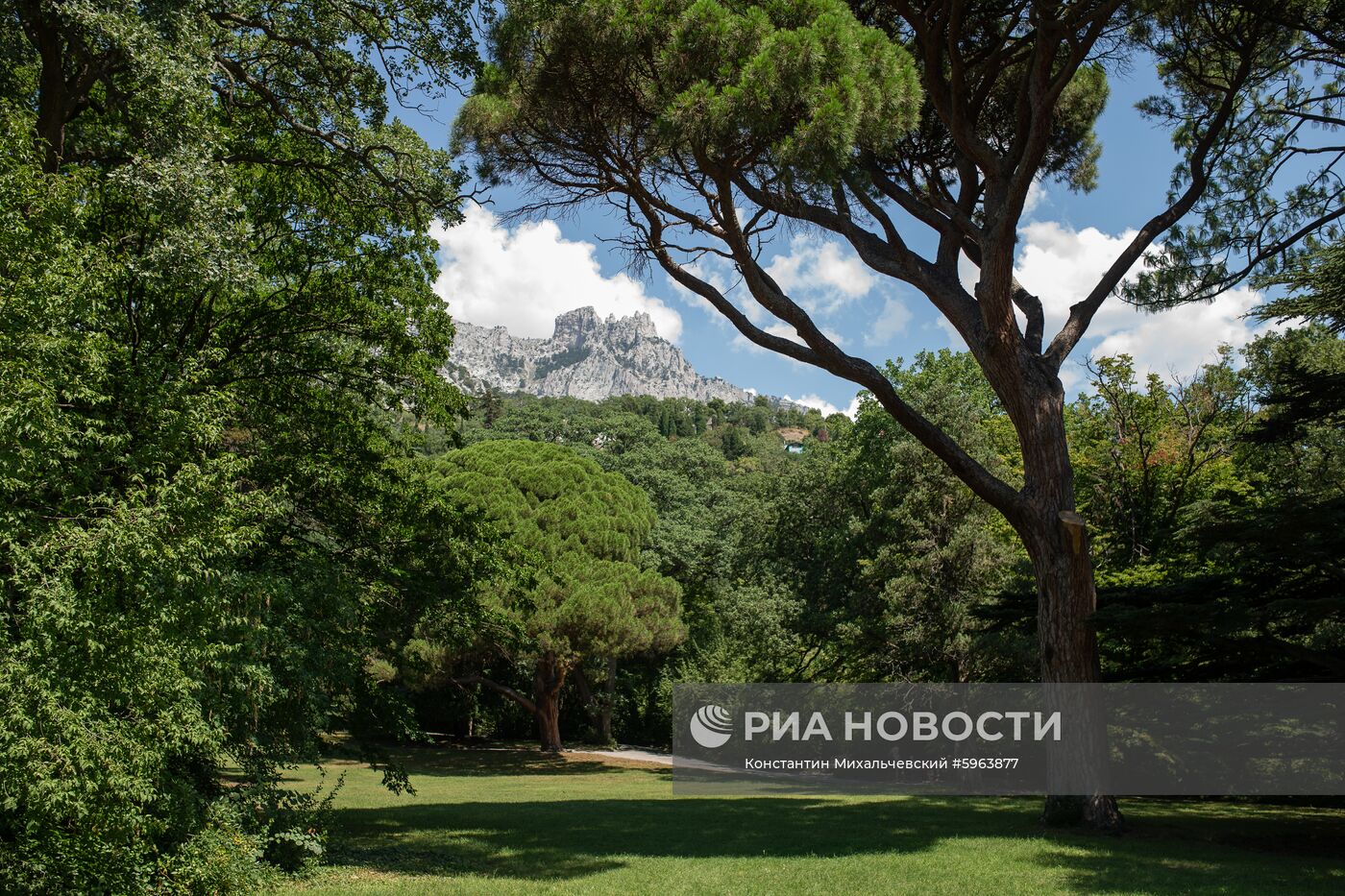 Города России. Ялта