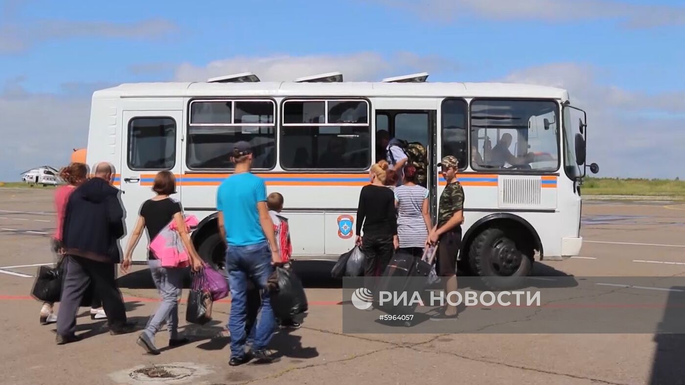 Эвакуация жителей из населенных пунктов Амурской области