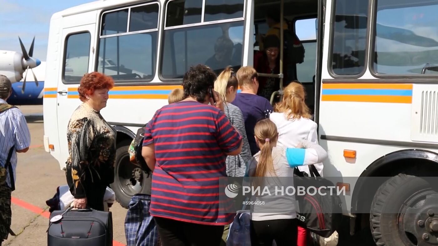 Эвакуация жителей из населенных пунктов Амурской области
