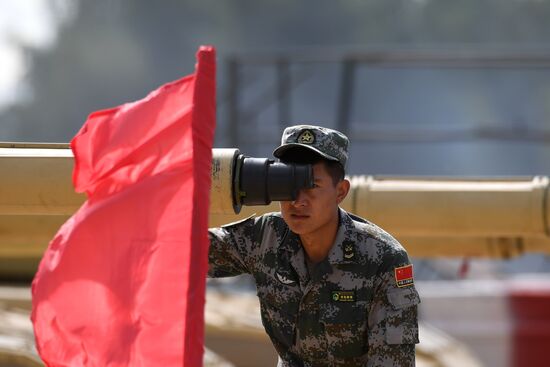 Подготовка команд к конкурсу "Танковый биатлон"