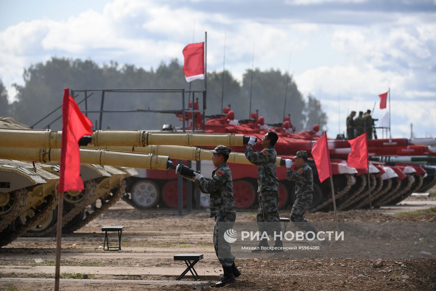 Подготовка команд к конкурсу "Танковый биатлон"