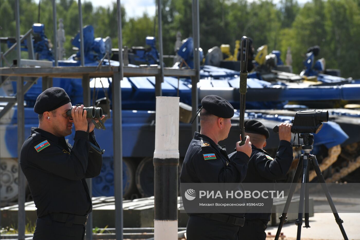Подготовка команд к конкурсу "Танковый биатлон"