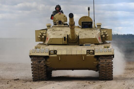 Подготовка команд к конкурсу "Танковый биатлон"