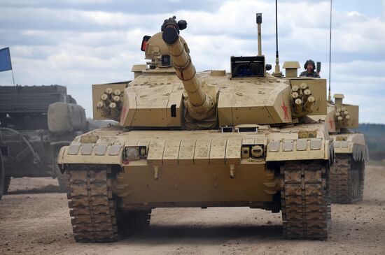 Подготовка команд к конкурсу "Танковый биатлон"