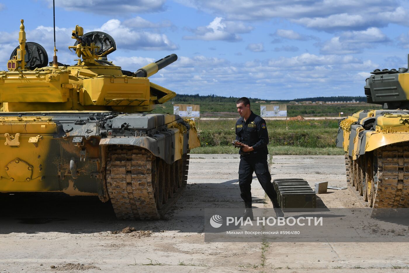 Подготовка команд к конкурсу "Танковый биатлон"