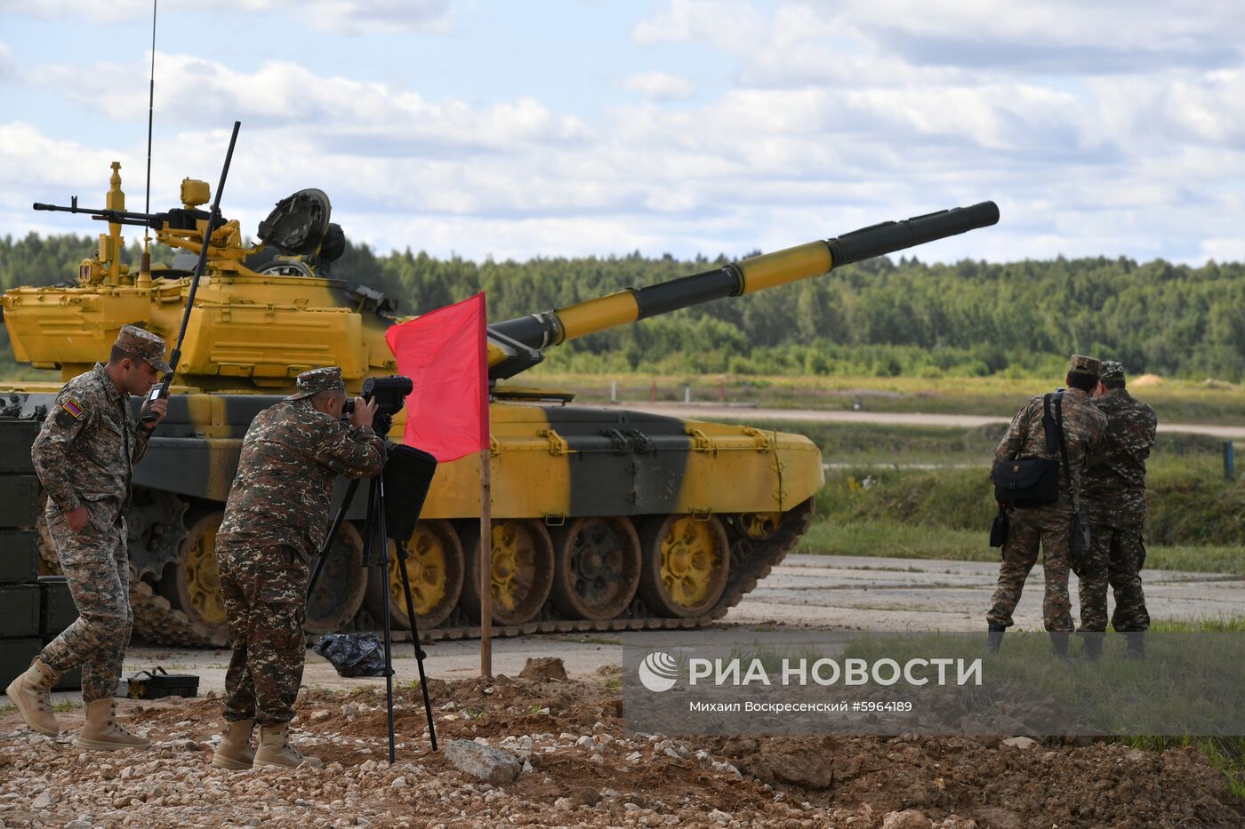Подготовка команд к конкурсу "Танковый биатлон"
