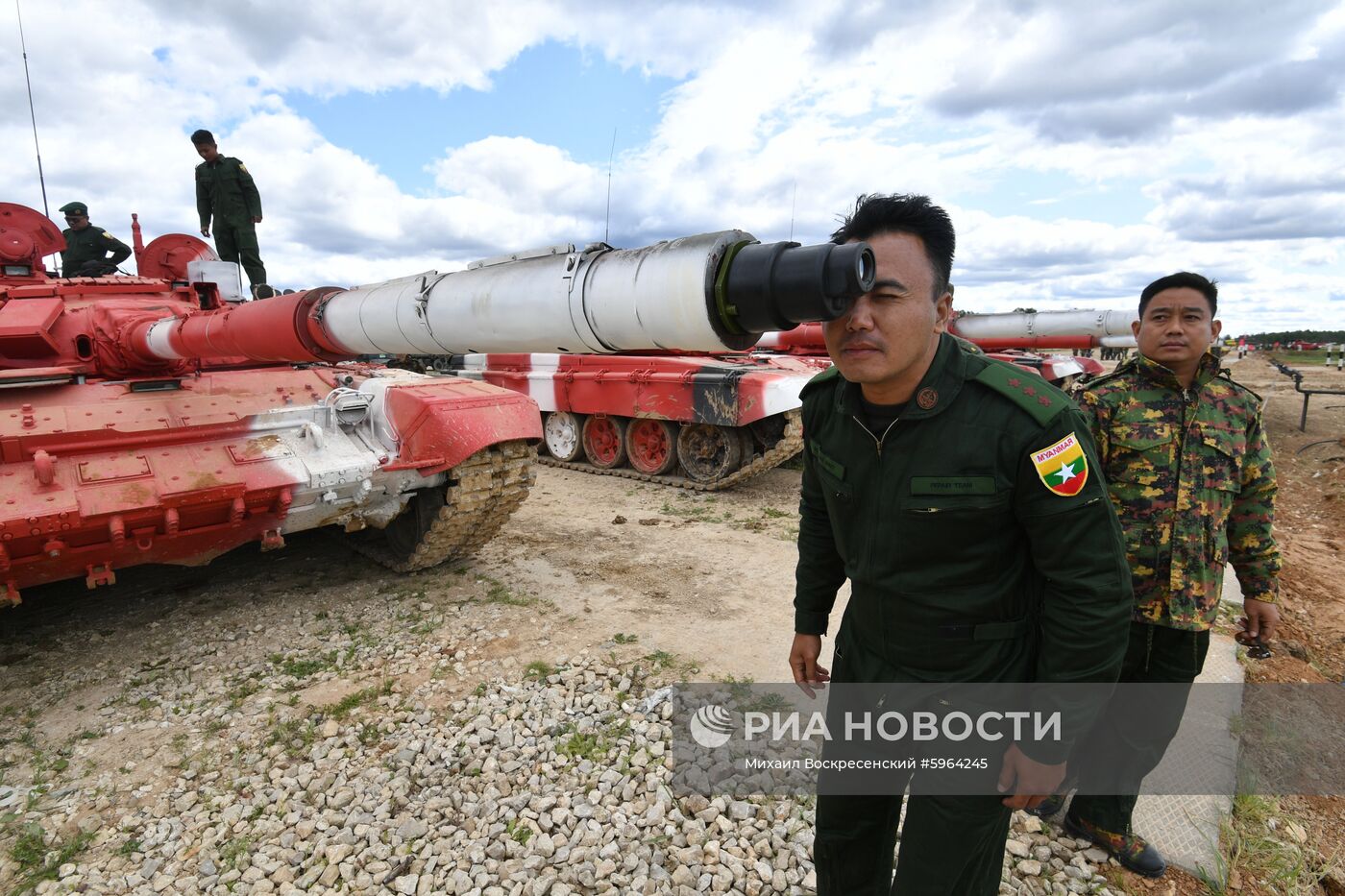 Подготовка команд к конкурсу "Танковый биатлон"